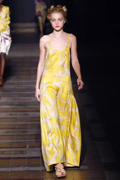Look 25
